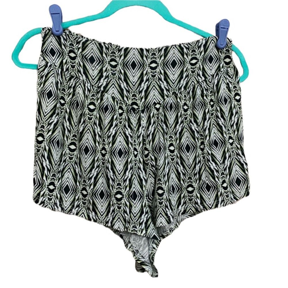 Volcom L girl lounge beach 14 shorts feather Aztec boho lounge comfy pull on